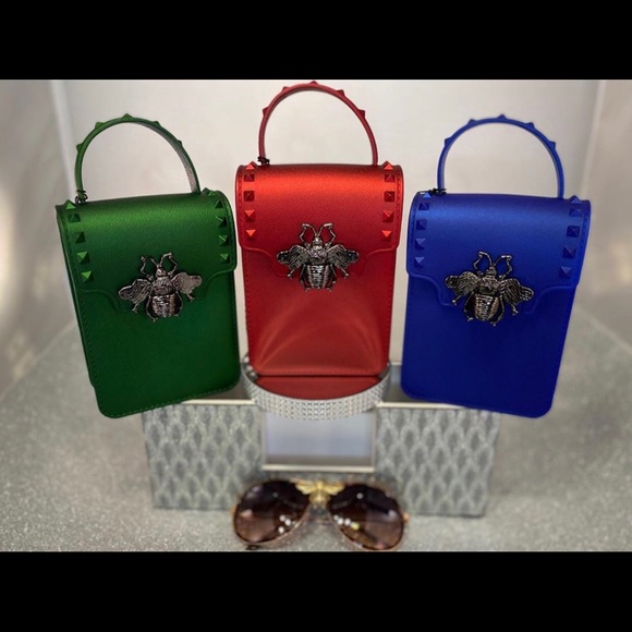 Bumble Bee Bags - Picture 7 of 13